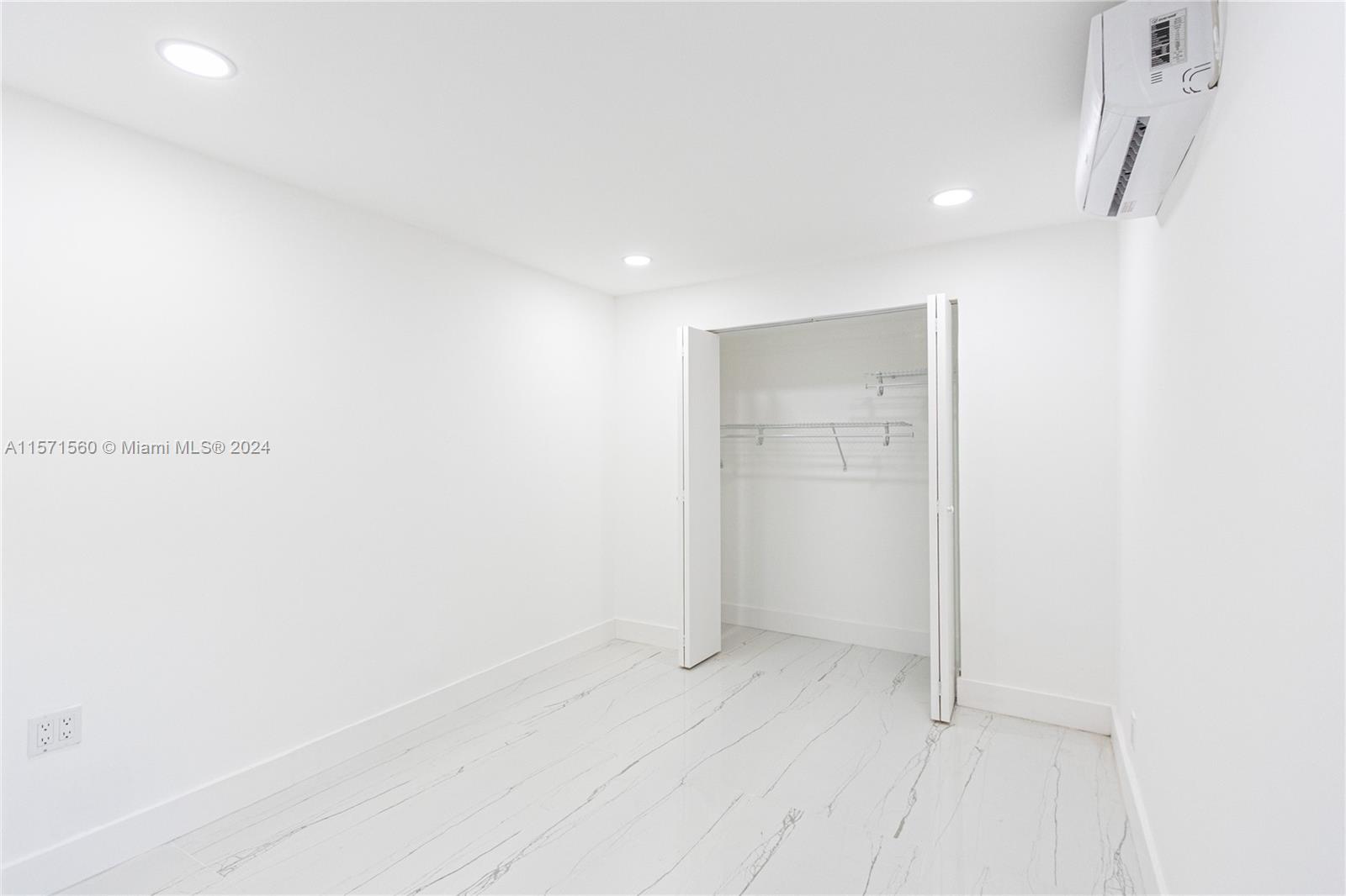 8281 NE 2nd Ct 02, Miami, Florida 33138, 1 Bedroom Bedrooms, ,1 BathroomBathrooms,Residentiallease,For Rent,8281 NE 2nd Ct 02,A11571560