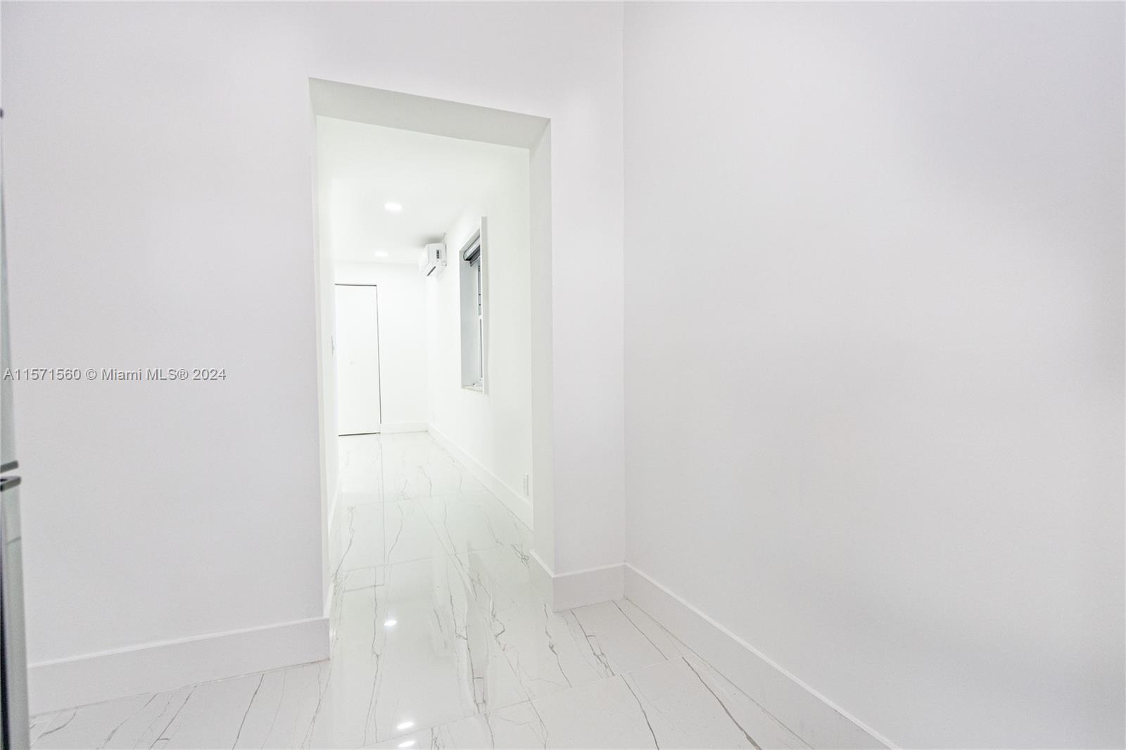 8281 NE 2nd Ct 02, Miami, Florida 33138, 1 Bedroom Bedrooms, ,1 BathroomBathrooms,Residentiallease,For Rent,8281 NE 2nd Ct 02,A11571560