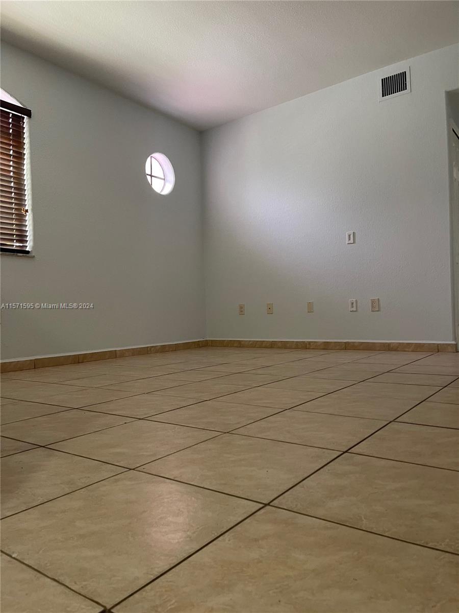 7380 NW 174th Ter 204, Hialeah, Florida 33015, 3 Bedrooms Bedrooms, ,2 BathroomsBathrooms,Residentiallease,For Rent,7380 NW 174th Ter 204,A11571595