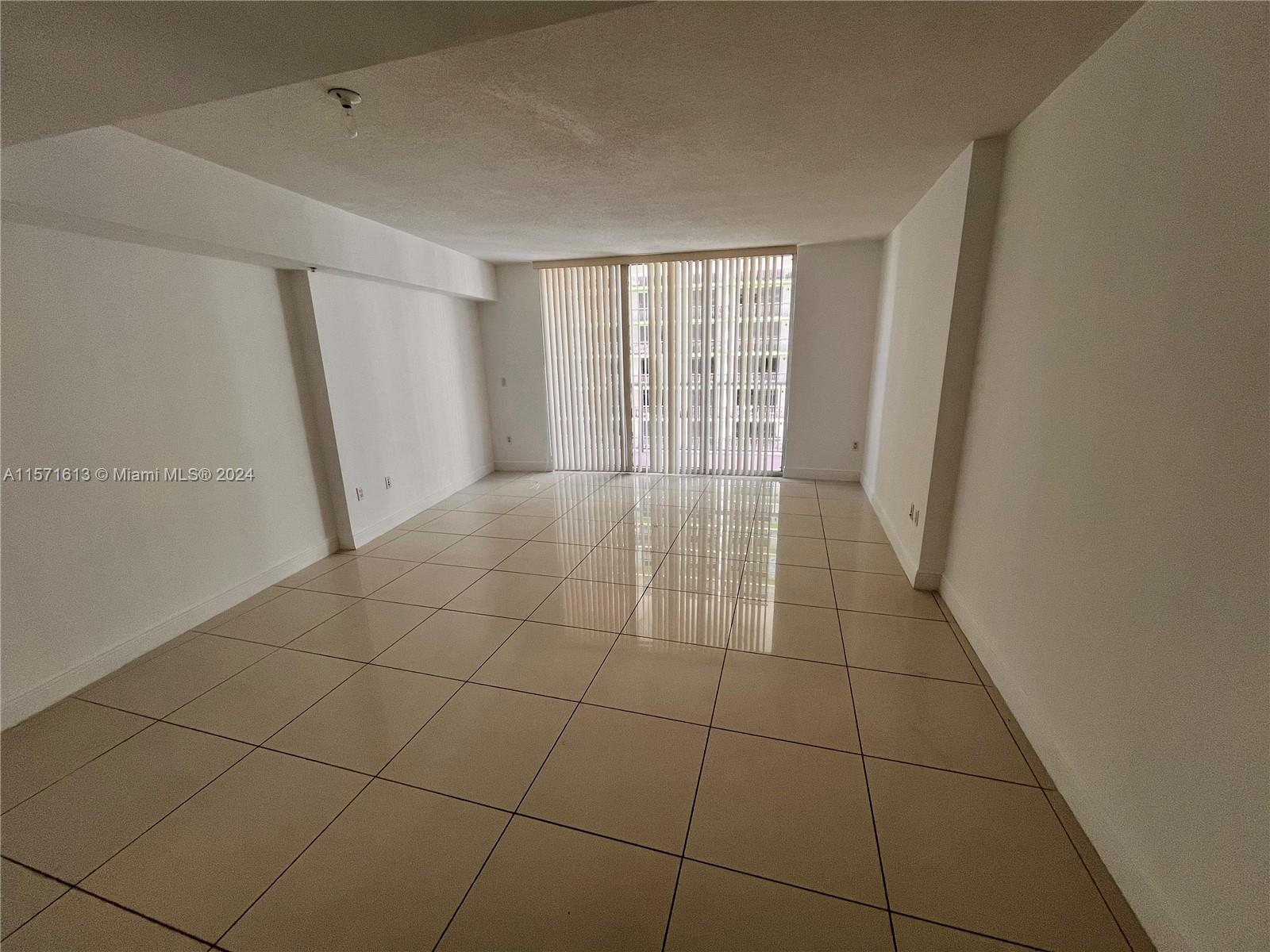 1750 N Bayshore Dr 2707, Miami, Florida 33132, ,1 BathroomBathrooms,Residentiallease,For Rent,1750 N Bayshore Dr 2707,A11571613