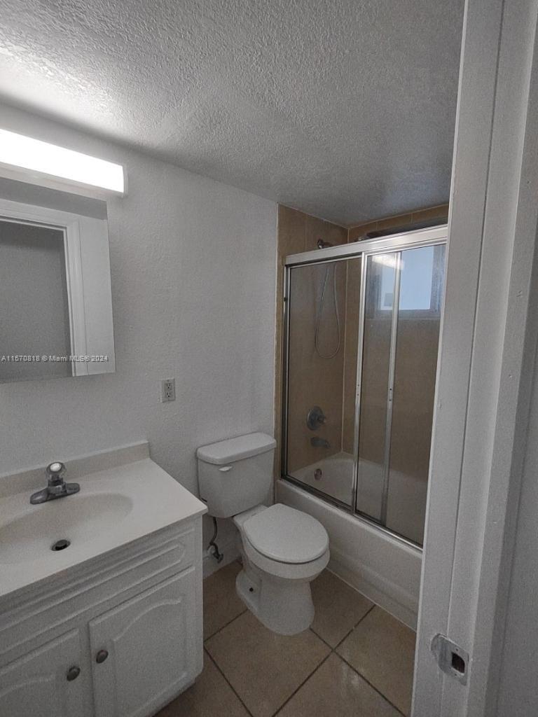 1595 NE 135th St 337, North Miami, Florida 33161, 1 Bedroom Bedrooms, ,1 BathroomBathrooms,Residentiallease,For Rent,1595 NE 135th St 337,A11570818