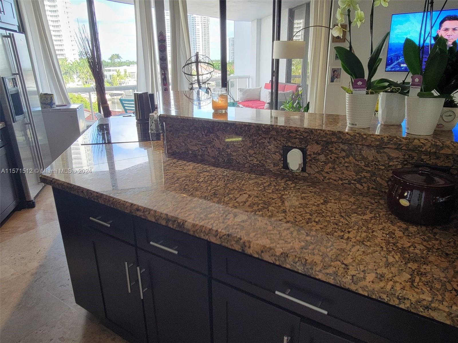 Aventura, Florida 33180, 2 Bedrooms Bedrooms, ,2 BathroomsBathrooms,Residentiallease,For Rent,A11571512