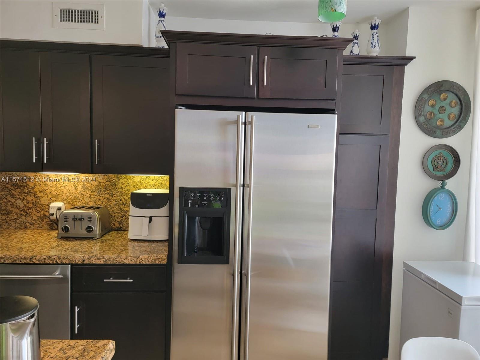 Aventura, Florida 33180, 2 Bedrooms Bedrooms, ,2 BathroomsBathrooms,Residentiallease,For Rent,A11571512