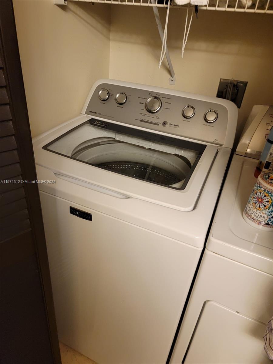 Aventura, Florida 33180, 2 Bedrooms Bedrooms, ,2 BathroomsBathrooms,Residentiallease,For Rent,A11571512