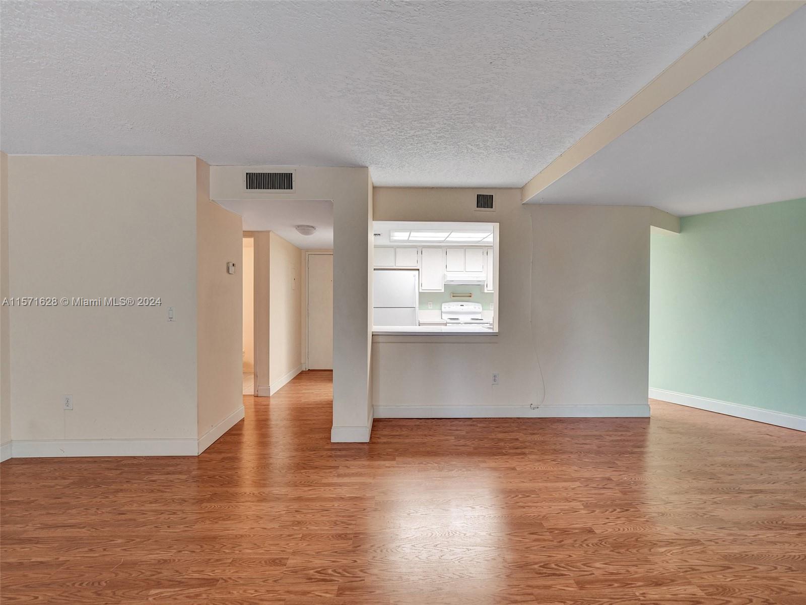 1101 River Reach Dr 107, Fort Lauderdale, Florida 33315, 1 Bedroom Bedrooms, ,1 BathroomBathrooms,Residential,For Sale,1101 River Reach Dr 107,A11571628
