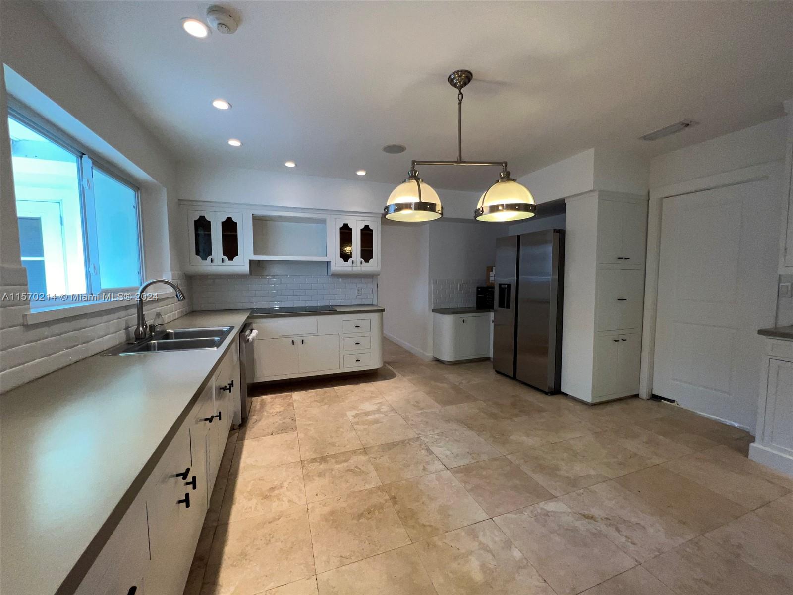 5898 SW 96th St, Pinecrest, Florida 33156, 5 Bedrooms Bedrooms, ,3 BathroomsBathrooms,Residential,For Sale,5898 SW 96th St,A11570214
