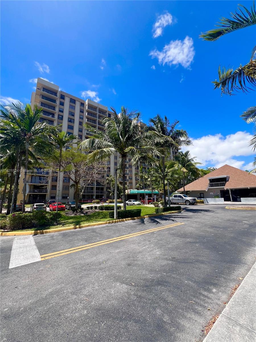 1470 NE 123rd St A315, North Miami, Florida 33161, 2 Bedrooms Bedrooms, ,2 BathroomsBathrooms,Residential,For Sale,1470 NE 123rd St A315,A11571534