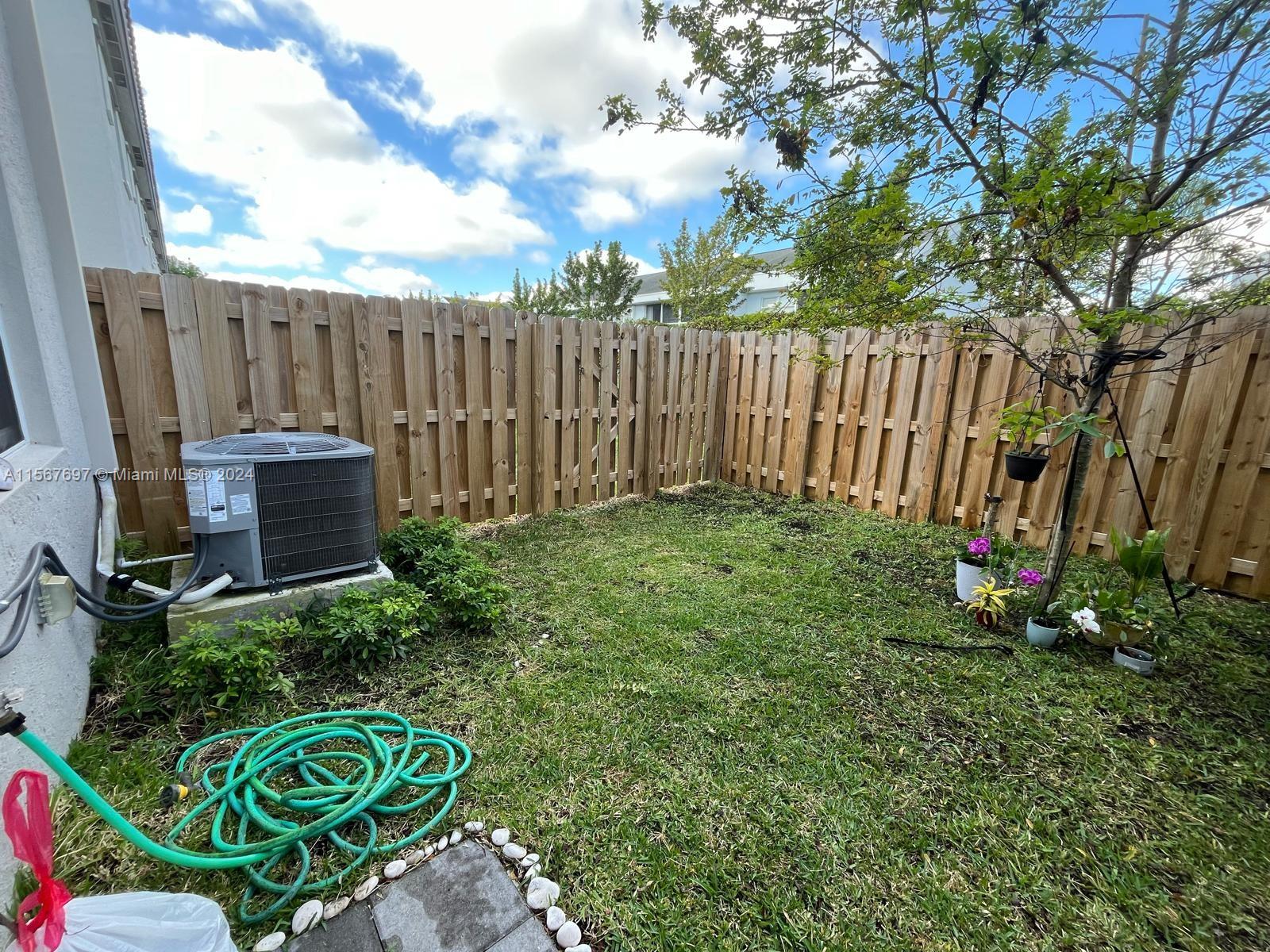 1718 SE 26th Ter 1, Homestead, Florida 33035, 3 Bedrooms Bedrooms, ,2 BathroomsBathrooms,Residentiallease,For Rent,1718 SE 26th Ter 1,A11567697