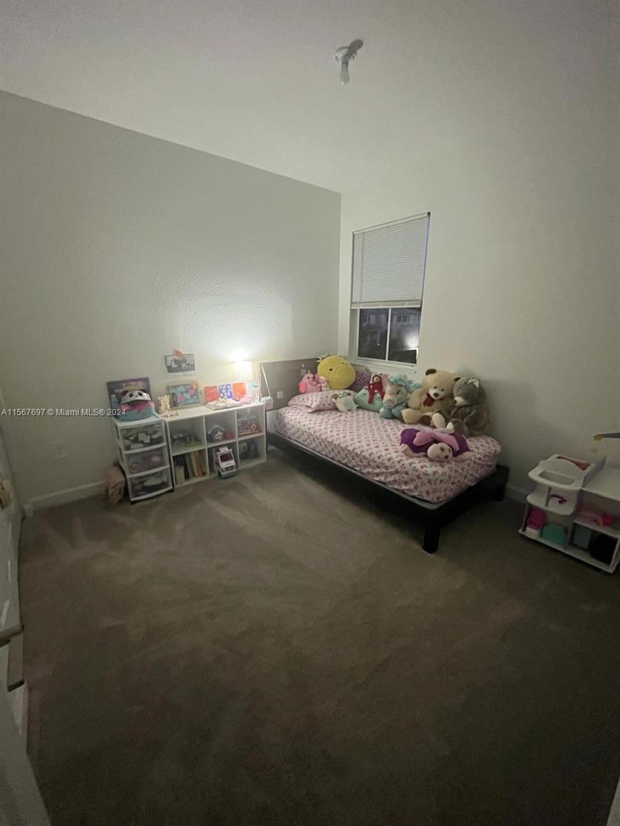 1718 SE 26th Ter 1, Homestead, Florida 33035, 3 Bedrooms Bedrooms, ,2 BathroomsBathrooms,Residentiallease,For Rent,1718 SE 26th Ter 1,A11567697
