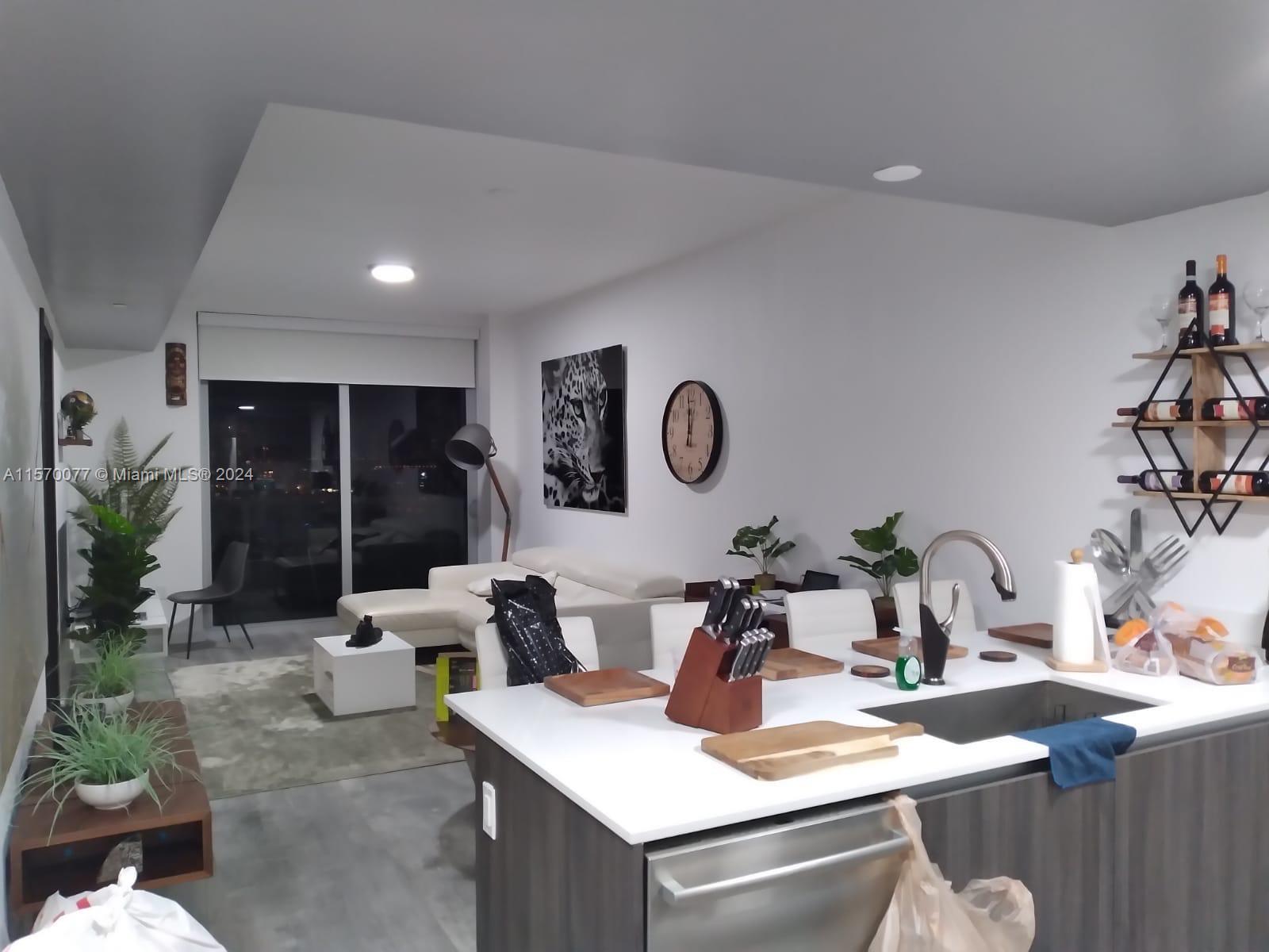 488 NE 18th St 1204, Miami, Florida 33132, 1 Bedroom Bedrooms, ,1 BathroomBathrooms,Residentiallease,For Rent,488 NE 18th St 1204,A11570077