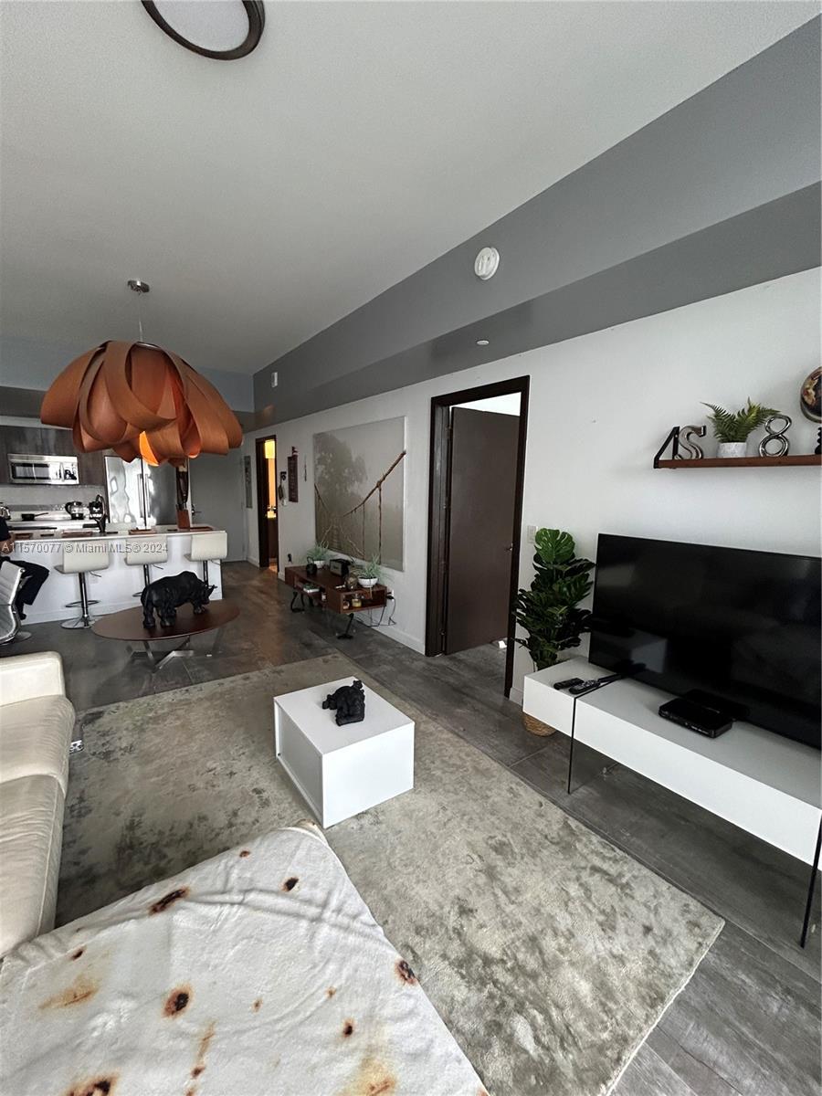 488 NE 18th St 1204, Miami, Florida 33132, 1 Bedroom Bedrooms, ,1 BathroomBathrooms,Residentiallease,For Rent,488 NE 18th St 1204,A11570077