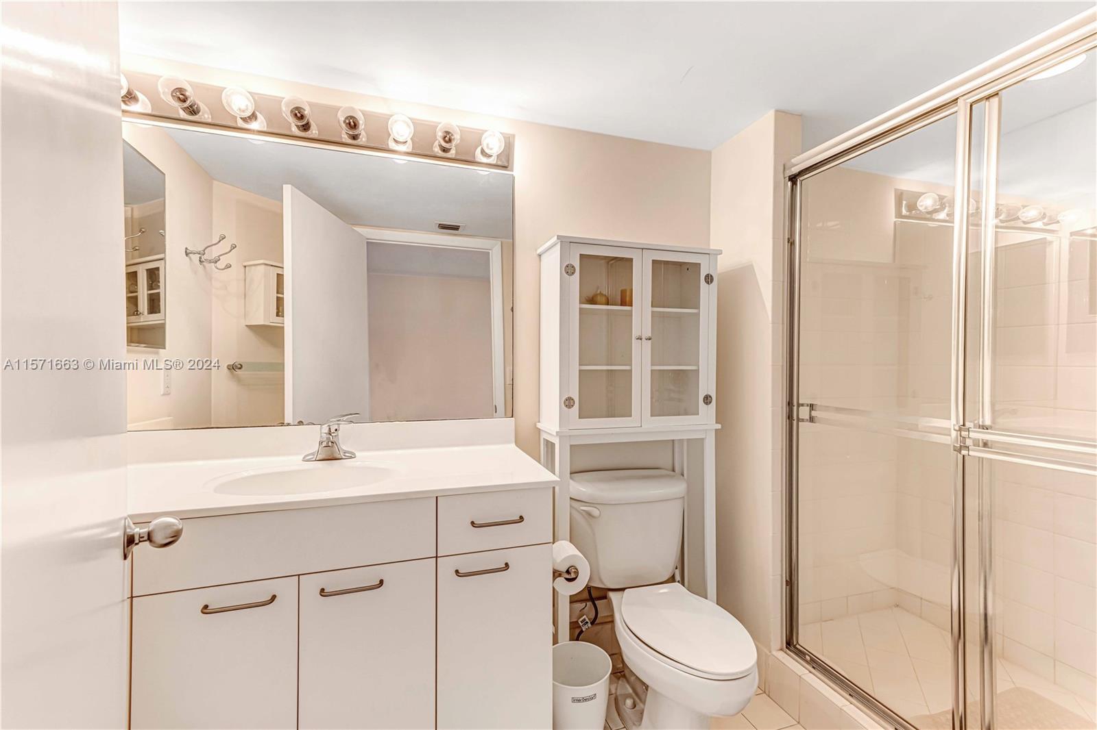 21055 Yacht Club Dr 2606, Aventura, Florida 33180, 3 Bedrooms Bedrooms, ,2 BathroomsBathrooms,Residentiallease,For Rent,21055 Yacht Club Dr 2606,A11571663