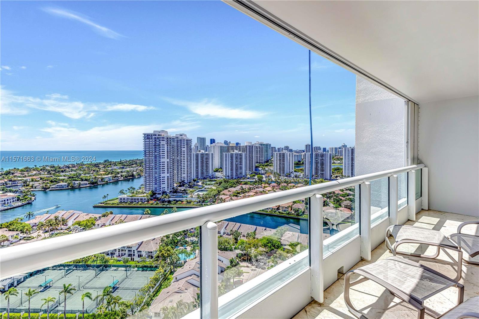 21055 Yacht Club Dr 2606, Aventura, Florida 33180, 3 Bedrooms Bedrooms, ,2 BathroomsBathrooms,Residentiallease,For Rent,21055 Yacht Club Dr 2606,A11571663