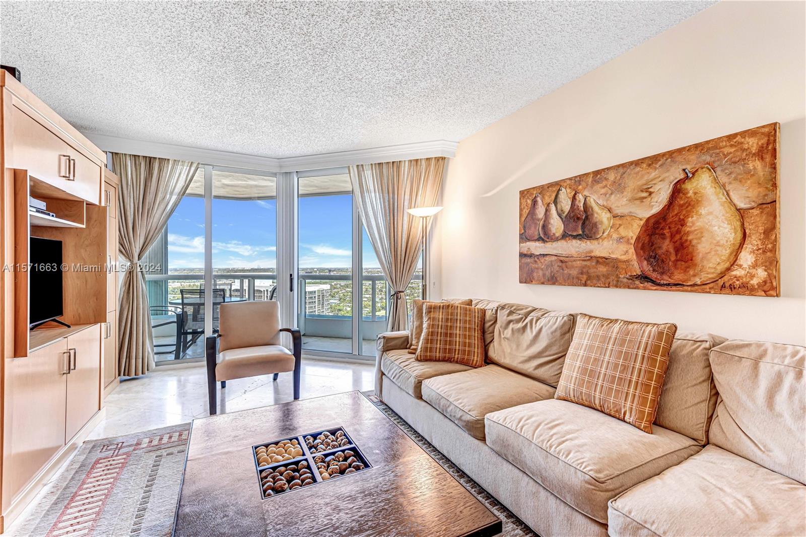 21055 Yacht Club Dr 2606, Aventura, Florida 33180, 3 Bedrooms Bedrooms, ,2 BathroomsBathrooms,Residentiallease,For Rent,21055 Yacht Club Dr 2606,A11571663