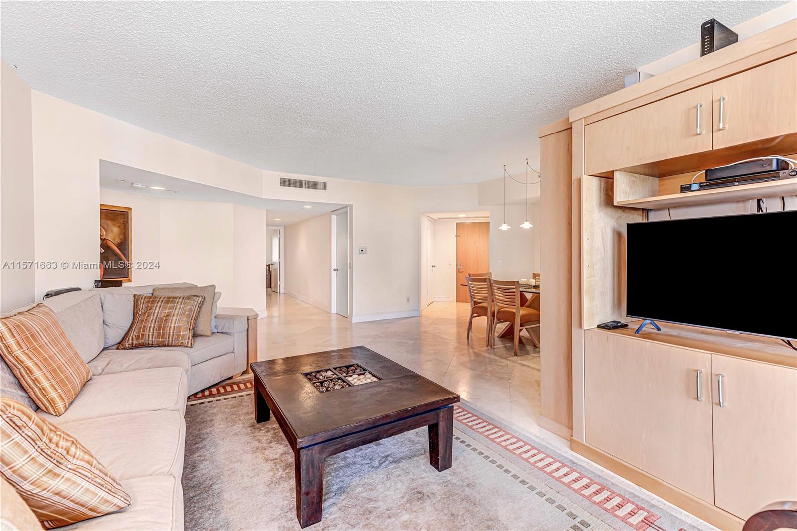 21055 Yacht Club Dr 2606, Aventura, Florida 33180, 3 Bedrooms Bedrooms, ,2 BathroomsBathrooms,Residentiallease,For Rent,21055 Yacht Club Dr 2606,A11571663