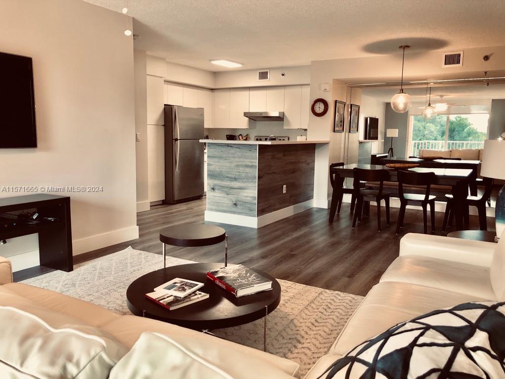 19999 E COUNTRY CLUB DR 1401, Aventura, Florida 33180, 2 Bedrooms Bedrooms, ,2 BathroomsBathrooms,Residentiallease,For Rent,19999 E COUNTRY CLUB DR 1401,A11571665