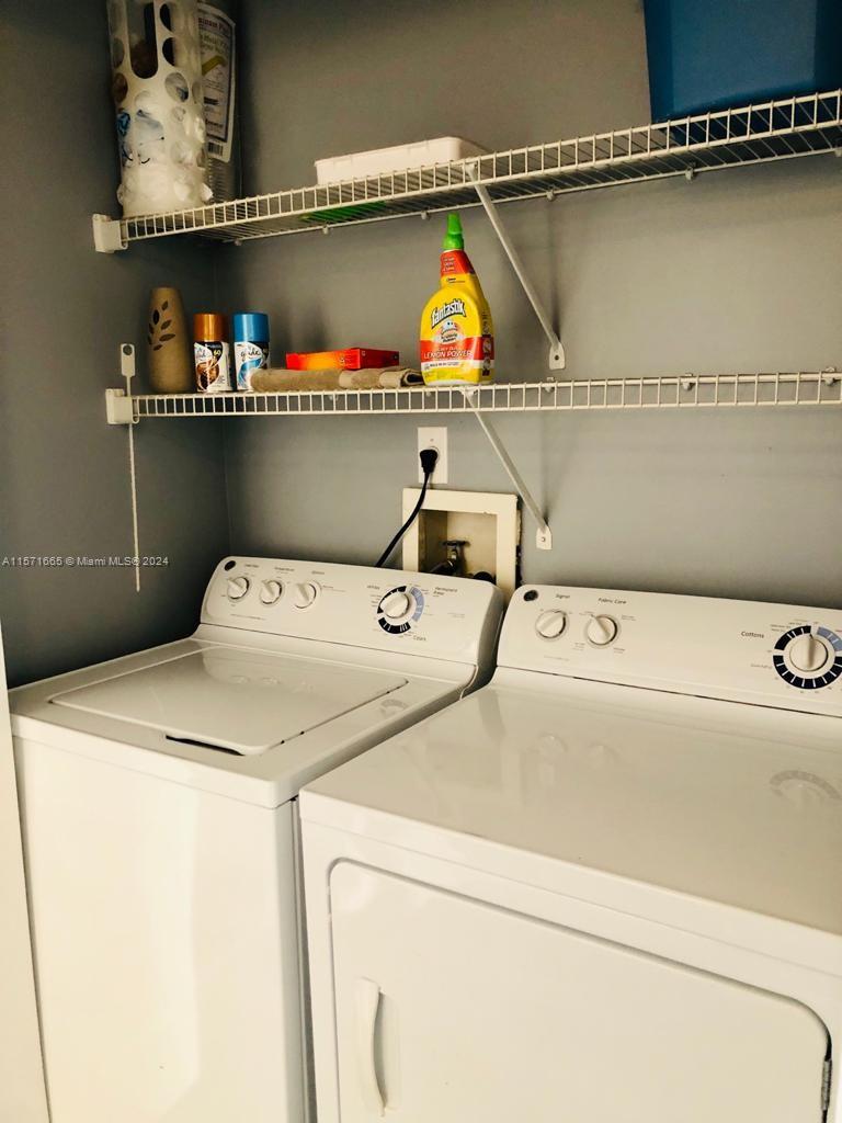 19999 E COUNTRY CLUB DR 1401, Aventura, Florida 33180, 2 Bedrooms Bedrooms, ,2 BathroomsBathrooms,Residentiallease,For Rent,19999 E COUNTRY CLUB DR 1401,A11571665