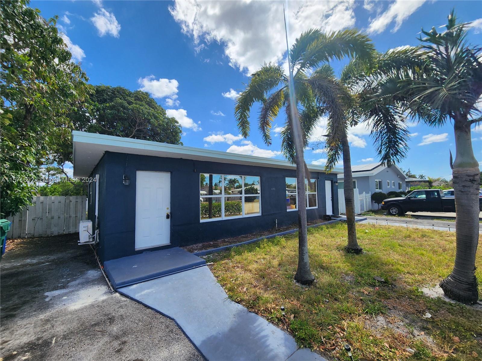 4172 SW 21st St #E For Sale A11571692, FL