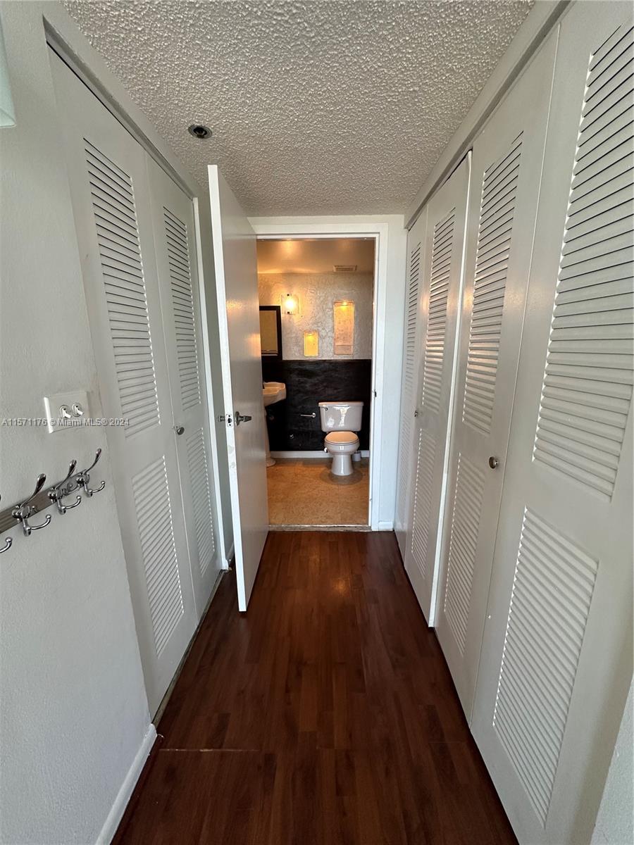 North Bay Village, Florida 33141, 2 Bedrooms Bedrooms, ,2 BathroomsBathrooms,Residentiallease,For Rent,A11571176