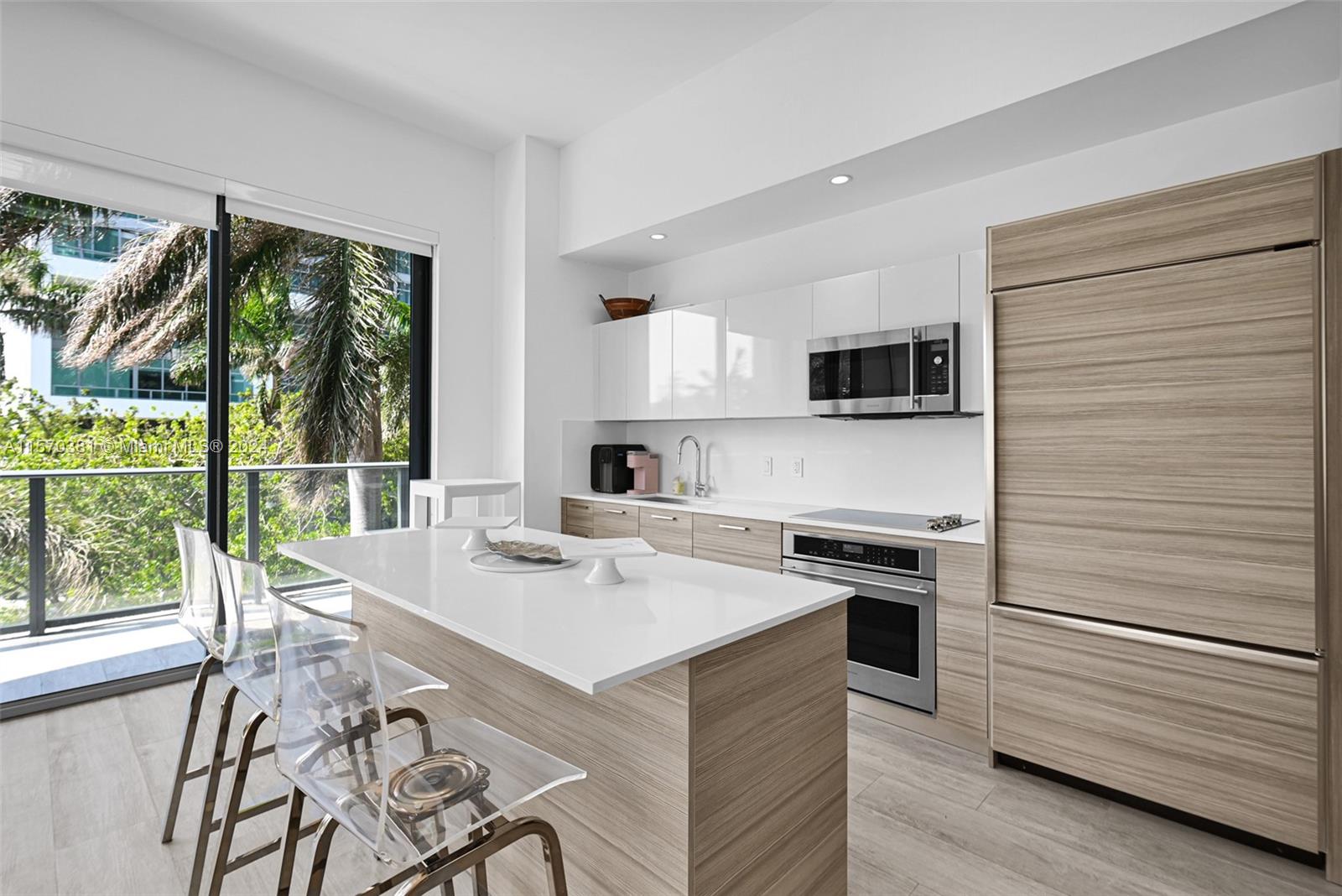 121 NE 34th St L204, Miami, Florida 33137, 2 Bedrooms Bedrooms, ,2 BathroomsBathrooms,Residentiallease,For Rent,121 NE 34th St L204,A11570381