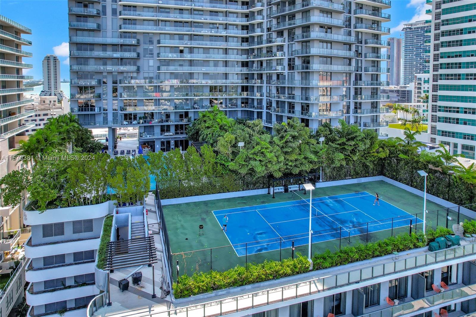 121 NE 34th St L204, Miami, Florida 33137, 2 Bedrooms Bedrooms, ,2 BathroomsBathrooms,Residentiallease,For Rent,121 NE 34th St L204,A11570381