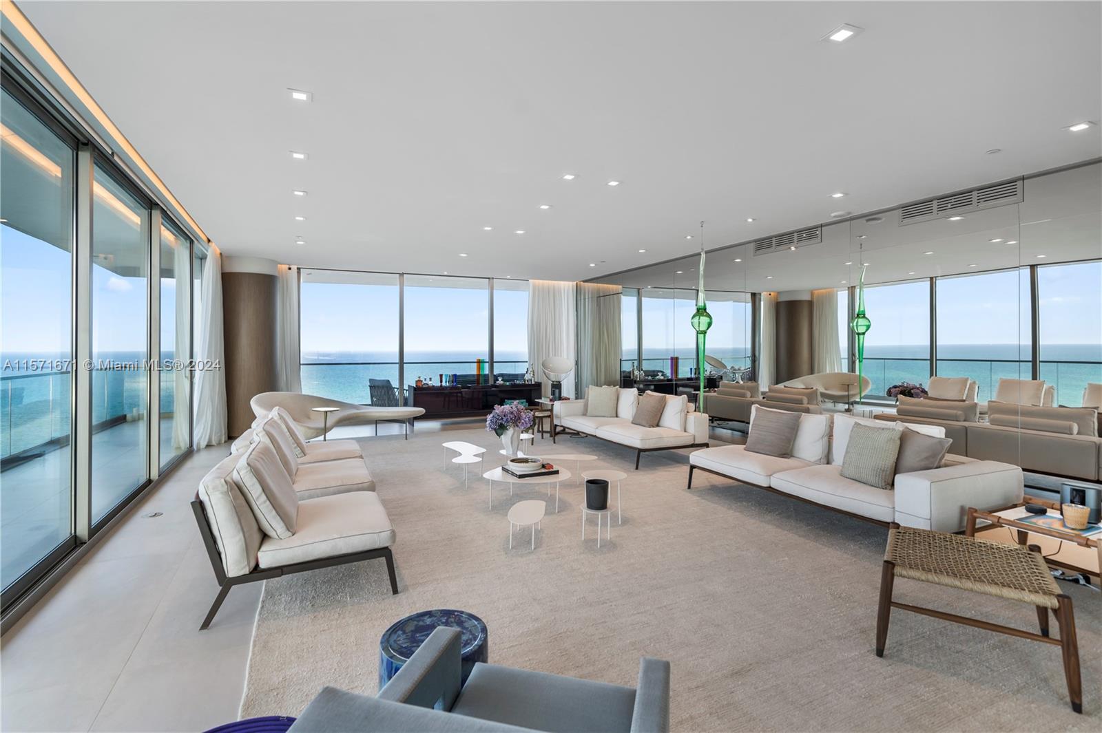 Apartamento para Alugar in Bal Harbour, FL