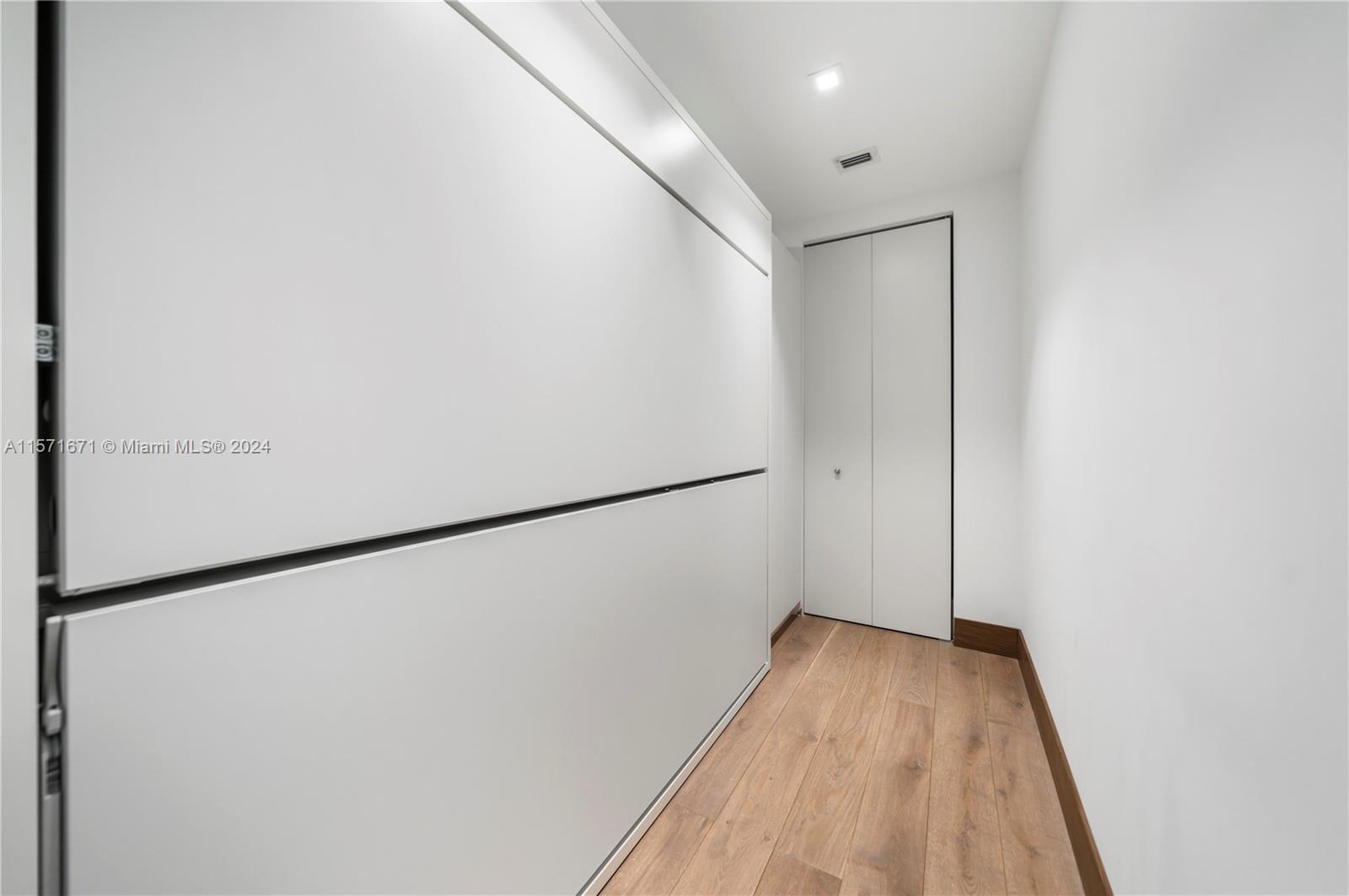 10203 Collins Ave 2101, Bal Harbour, Florida 33154, 3 Bedrooms Bedrooms, ,5 BathroomsBathrooms,Residentiallease,For Rent,10203 Collins Ave 2101,A11571671