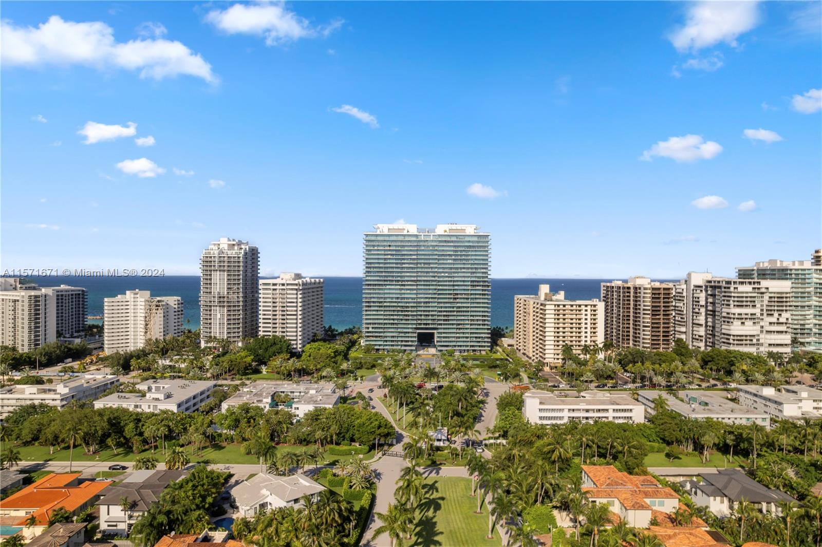 10203 Collins Ave 2101, Bal Harbour, Florida 33154, 3 Bedrooms Bedrooms, ,5 BathroomsBathrooms,Residentiallease,For Rent,10203 Collins Ave 2101,A11571671