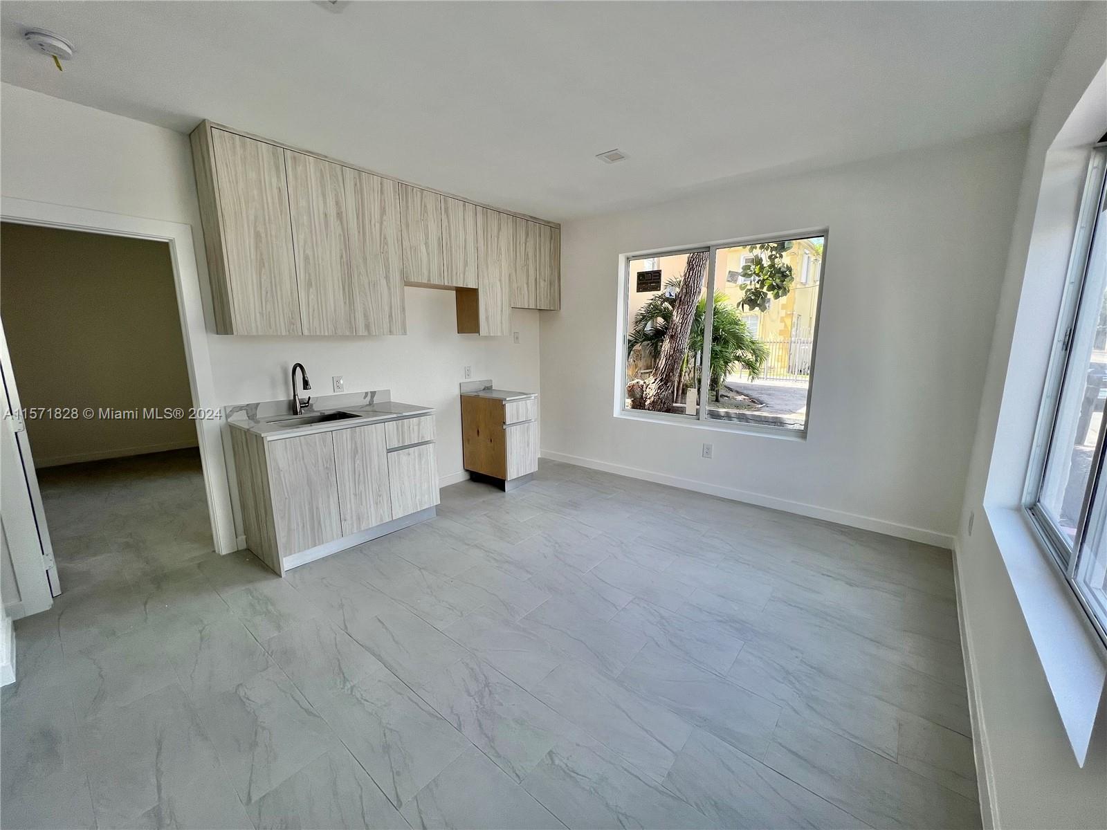 1306 SW 6th St 8, Miami, Florida 33135, 1 Bedroom Bedrooms, ,1 BathroomBathrooms,Residentiallease,For Rent,1306 SW 6th St 8,A11571828