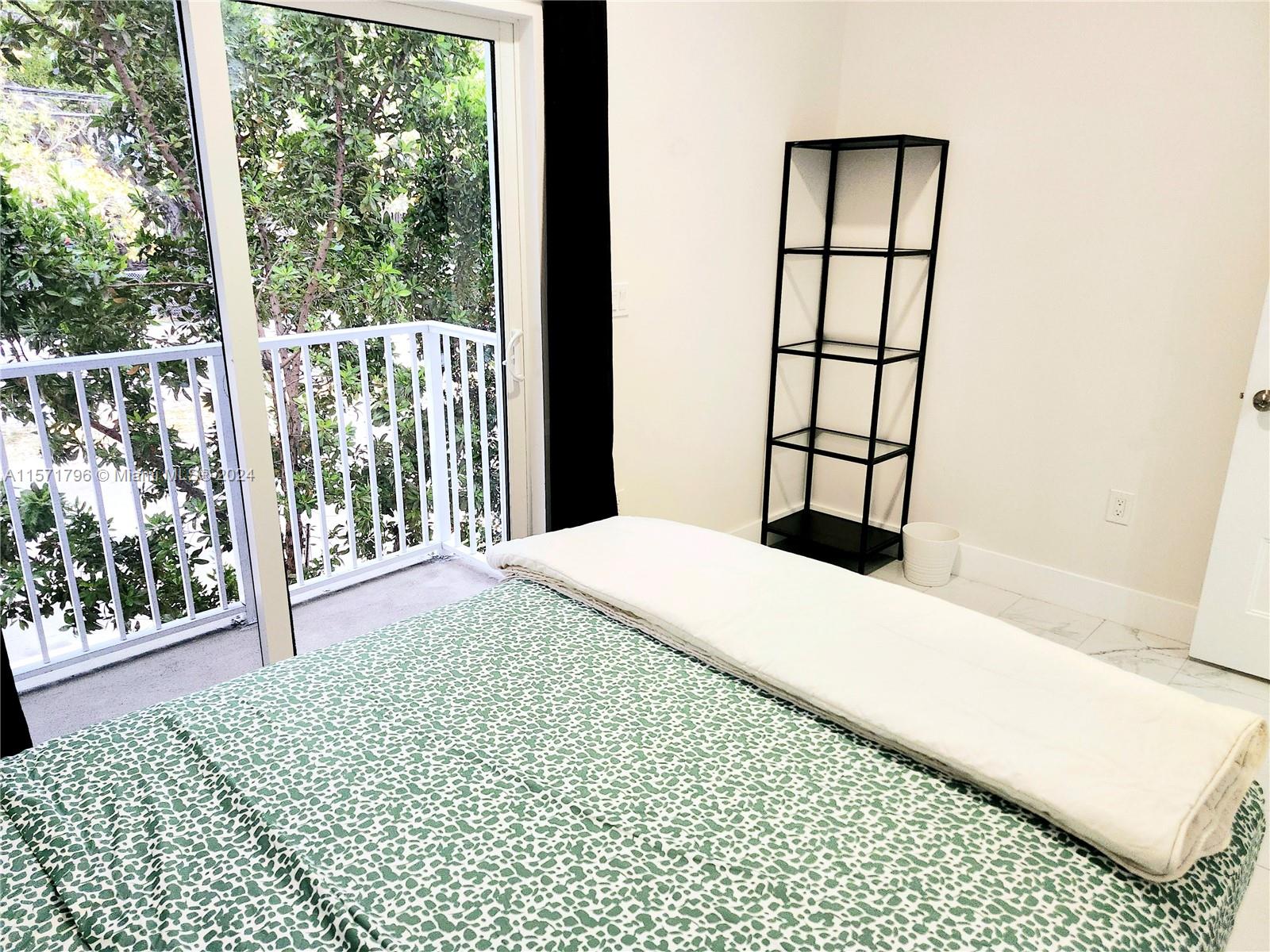 1860 NW 24th Ave 201, Miami, Florida 33125, 3 Bedrooms Bedrooms, ,2 BathroomsBathrooms,Residentiallease,For Rent,1860 NW 24th Ave 201,A11571796