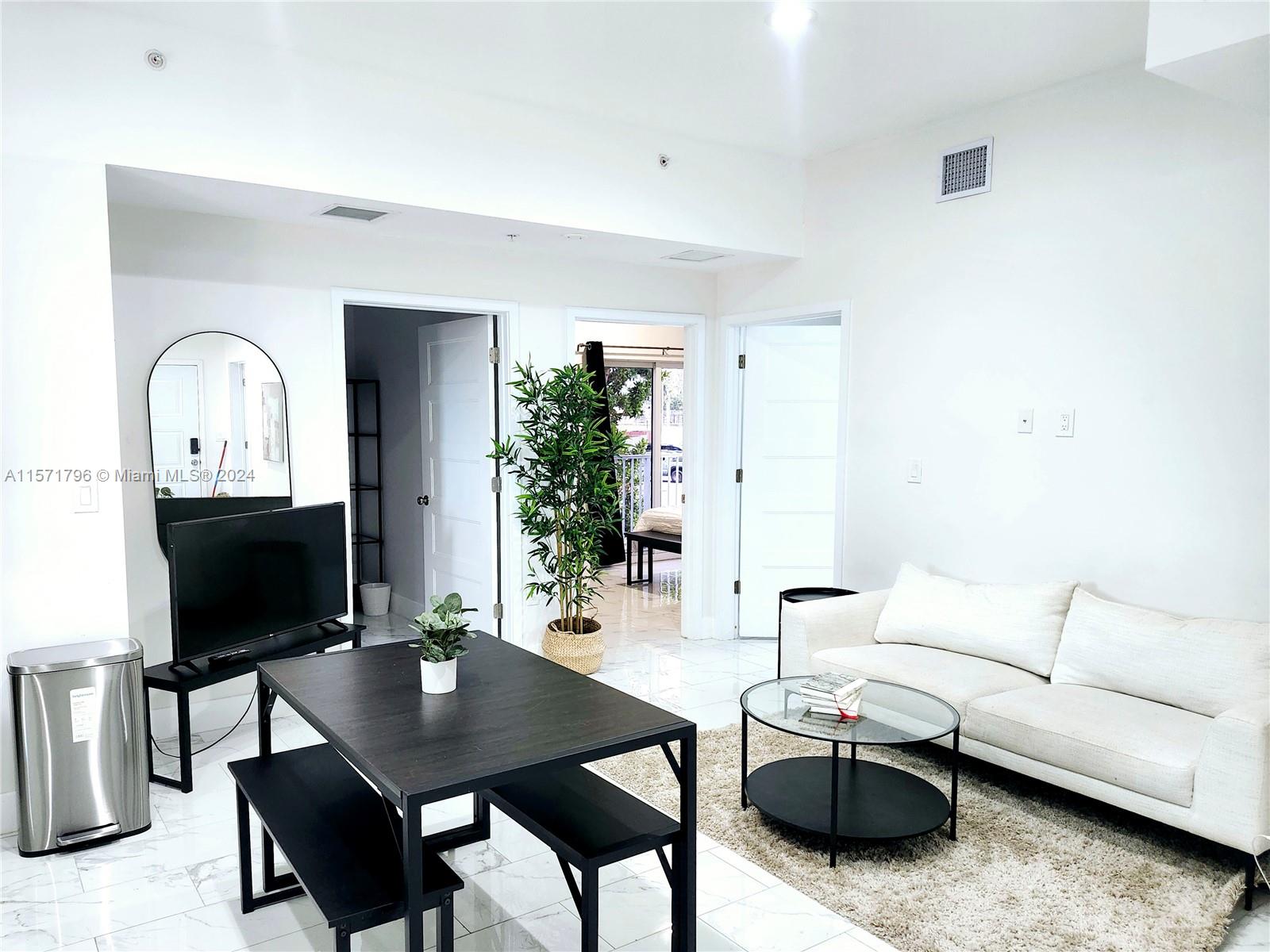 1860 NW 24th Ave 201, Miami, Florida 33125, 3 Bedrooms Bedrooms, ,2 BathroomsBathrooms,Residentiallease,For Rent,1860 NW 24th Ave 201,A11571796
