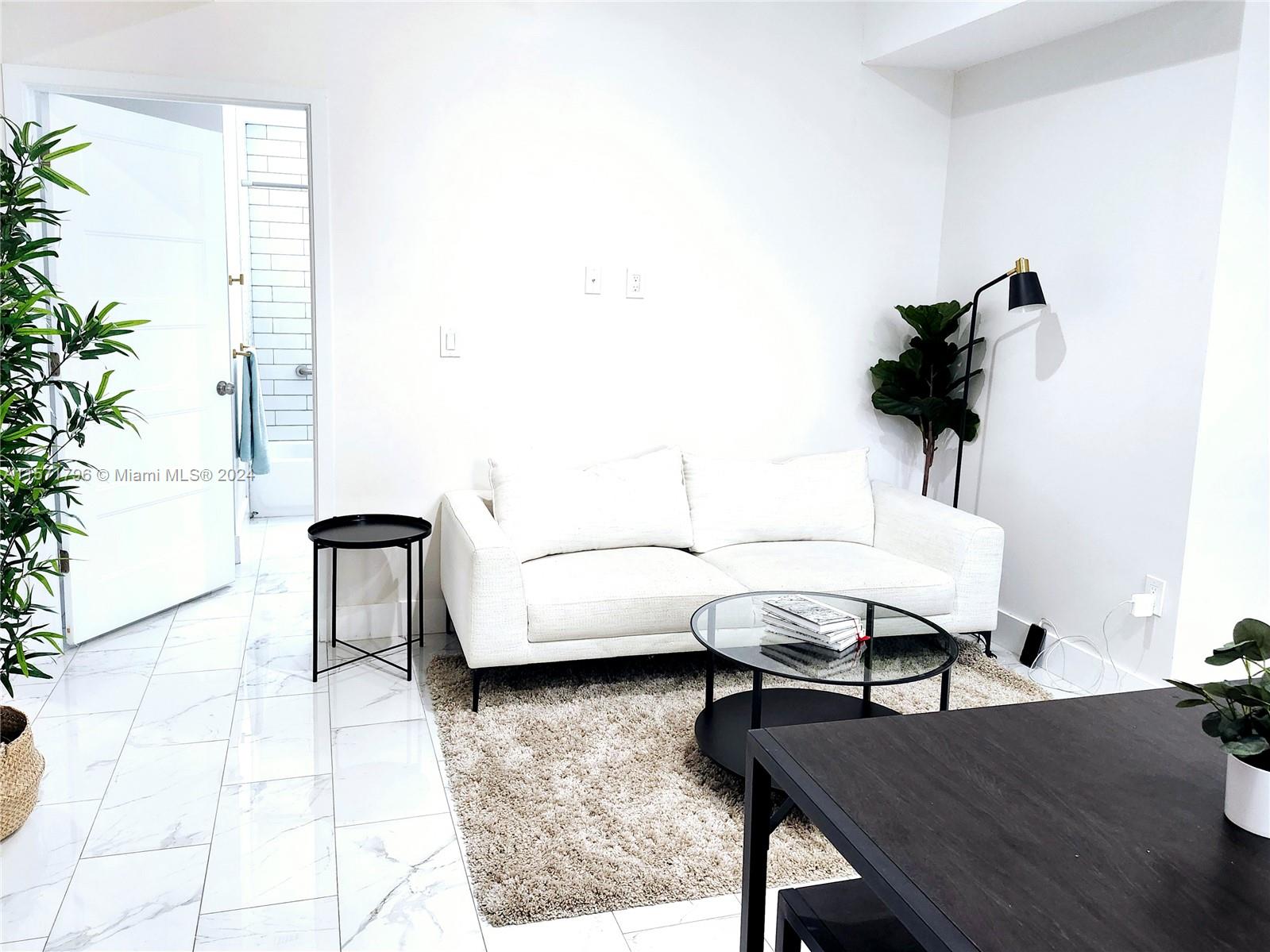 1860 NW 24th Ave 201, Miami, Florida 33125, 3 Bedrooms Bedrooms, ,2 BathroomsBathrooms,Residentiallease,For Rent,1860 NW 24th Ave 201,A11571796
