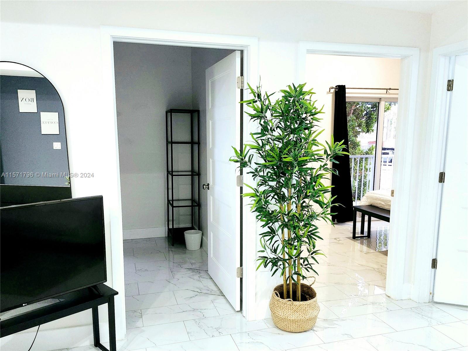 1860 NW 24th Ave 201, Miami, Florida 33125, 3 Bedrooms Bedrooms, ,2 BathroomsBathrooms,Residentiallease,For Rent,1860 NW 24th Ave 201,A11571796