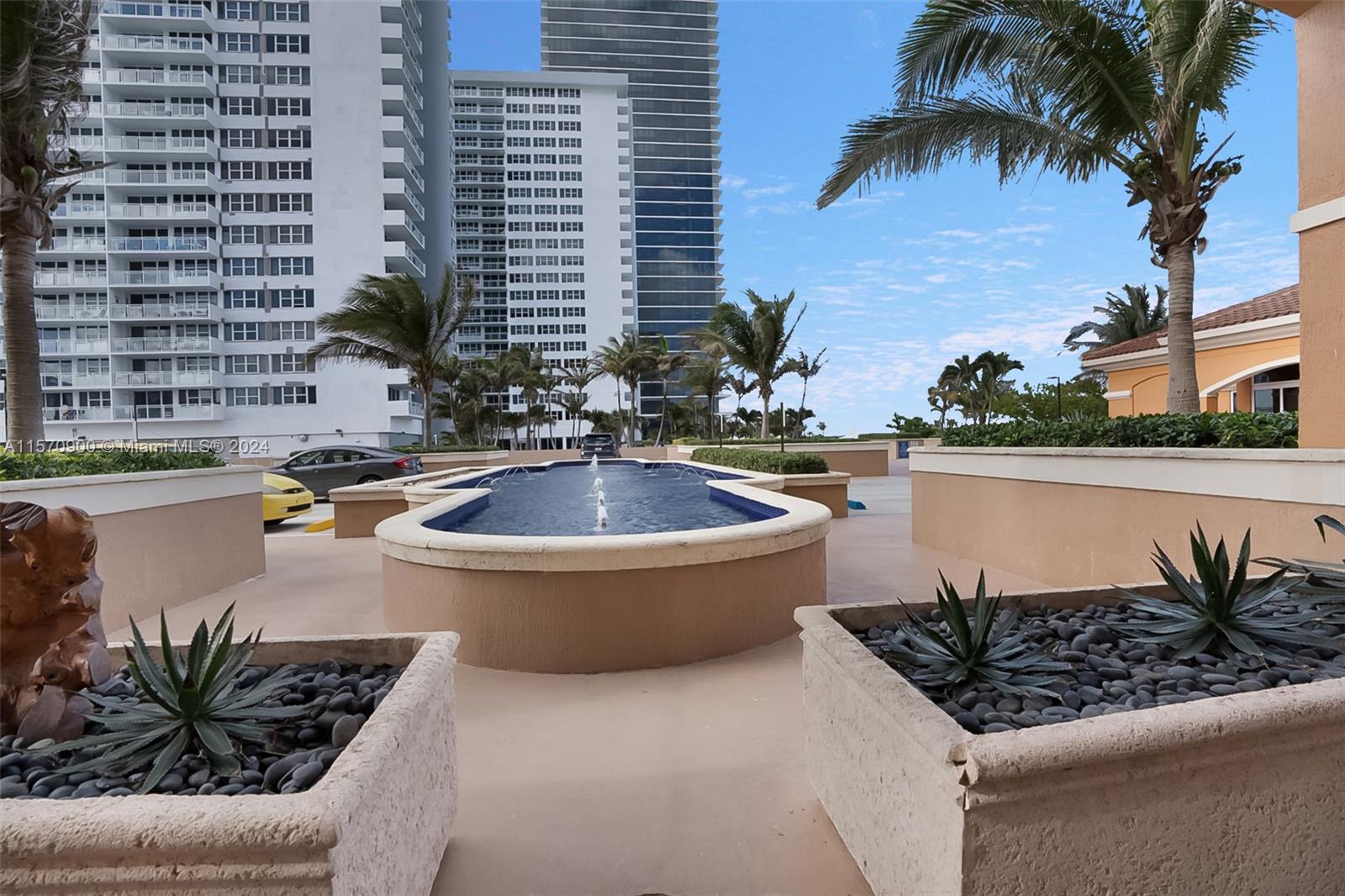 2080 S Ocean Dr 1610, Hallandale Beach, Florida 33009, 2 Bedrooms Bedrooms, ,2 BathroomsBathrooms,Residential,For Sale,2080 S Ocean Dr 1610,A11570900