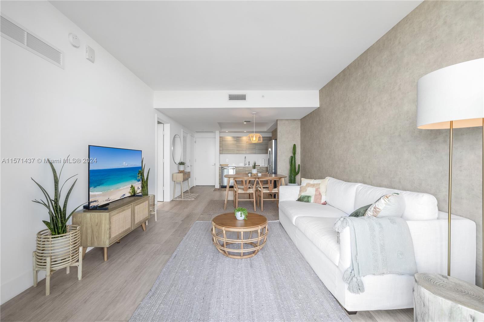 121 NE 34th St 2111, Miami, Florida 33137, 1 Bedroom Bedrooms, ,1 BathroomBathrooms,Residentiallease,For Rent,121 NE 34th St 2111,A11571437