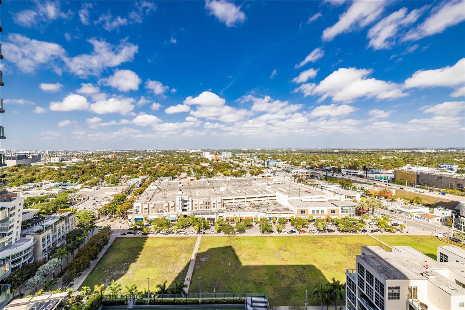 121 NE 34th St 2111, Miami, Florida 33137, 1 Bedroom Bedrooms, ,1 BathroomBathrooms,Residentiallease,For Rent,121 NE 34th St 2111,A11571437