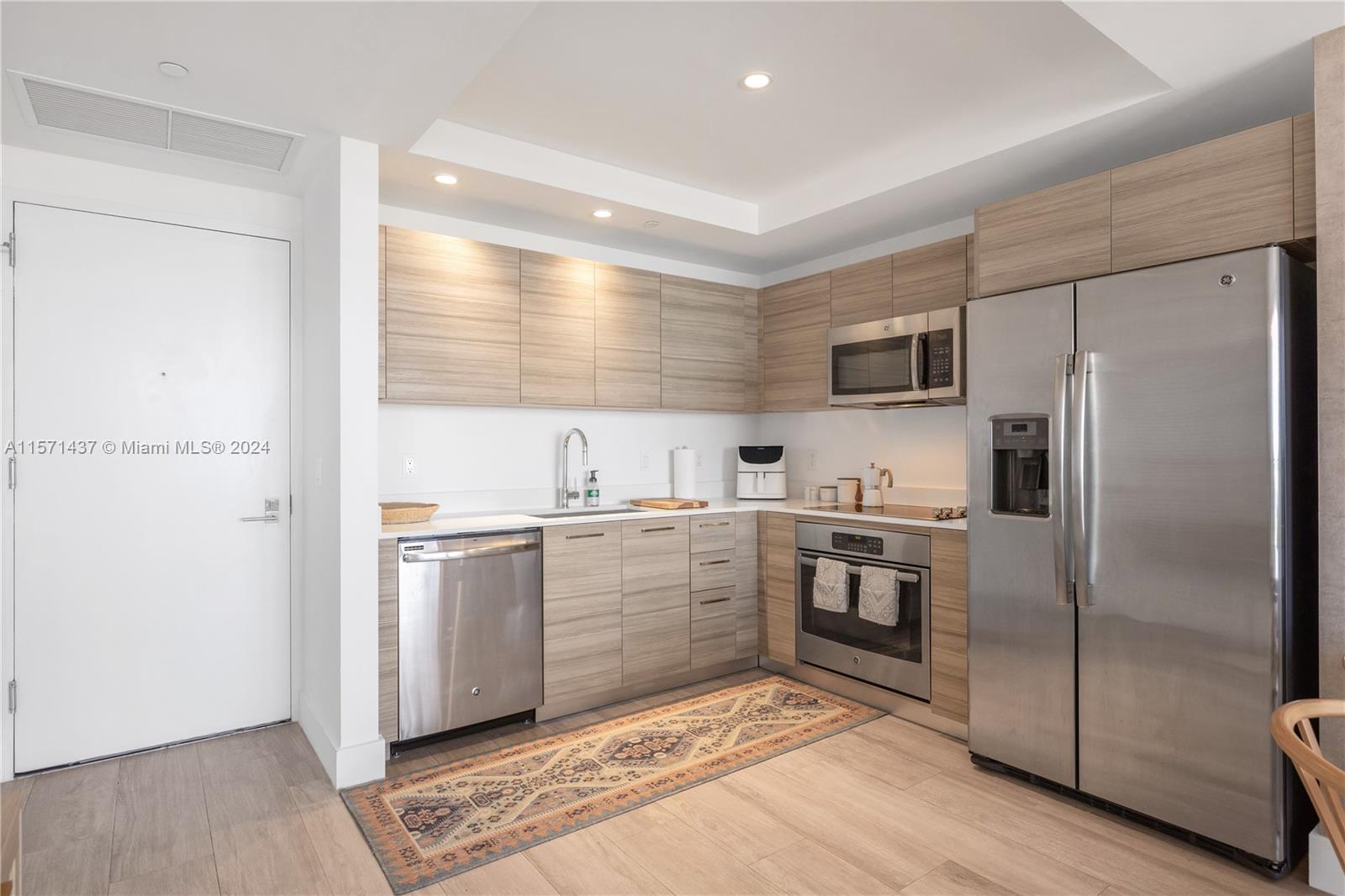121 NE 34th St 2111, Miami, Florida 33137, 1 Bedroom Bedrooms, ,1 BathroomBathrooms,Residentiallease,For Rent,121 NE 34th St 2111,A11571437