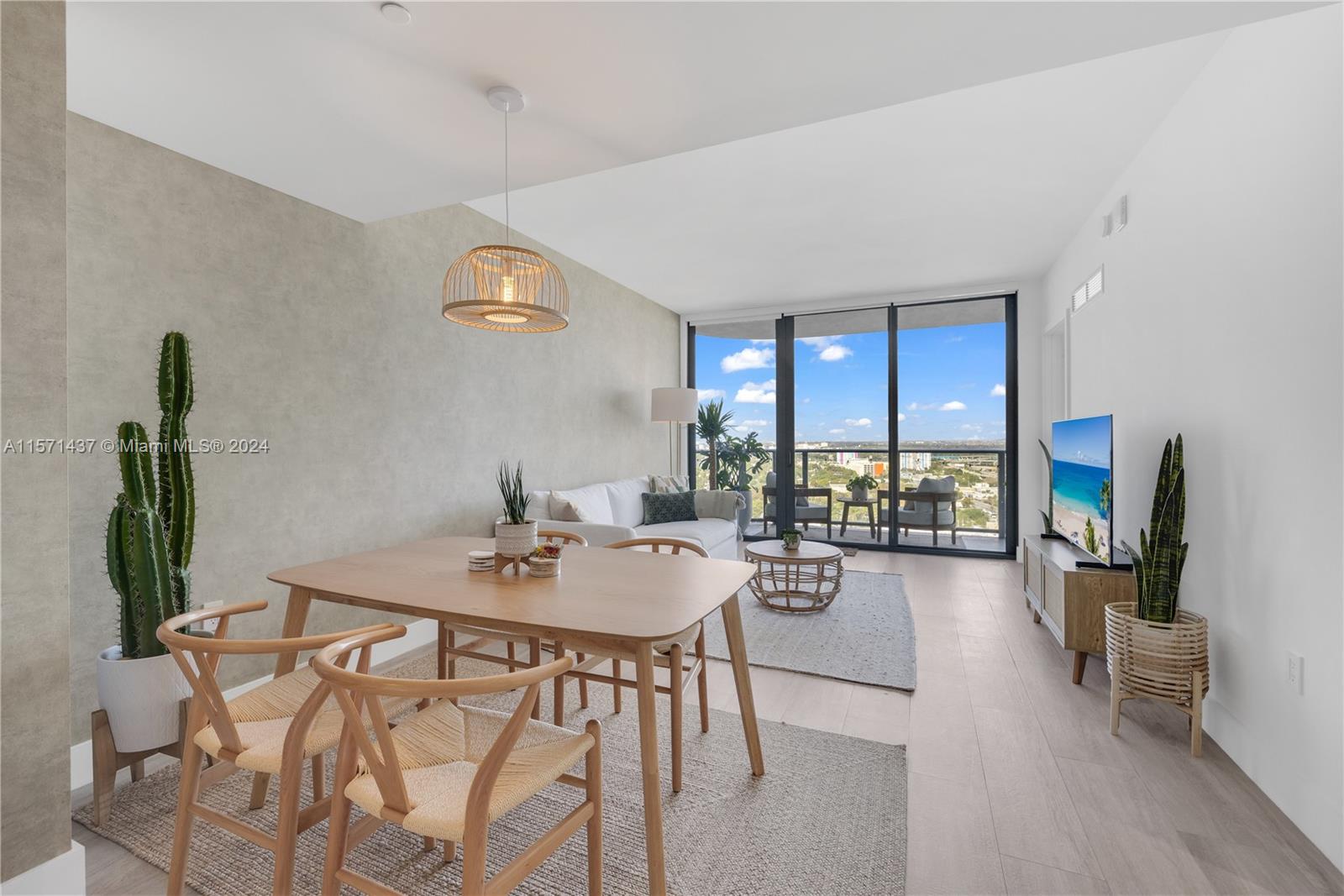 121 NE 34th St 2111, Miami, Florida 33137, 1 Bedroom Bedrooms, ,1 BathroomBathrooms,Residentiallease,For Rent,121 NE 34th St 2111,A11571437