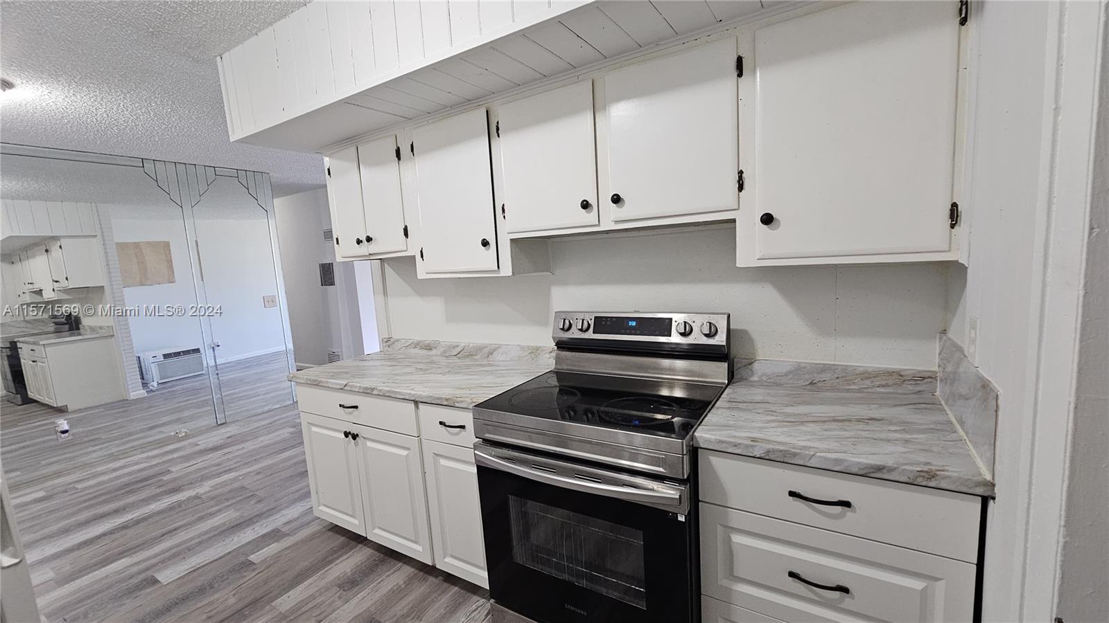2771 SW 3rd St, Fort Lauderdale, Florida 33312, 5 Bedrooms Bedrooms, ,2 BathroomsBathrooms,Residential,For Sale,2771 SW 3rd St,A11571569