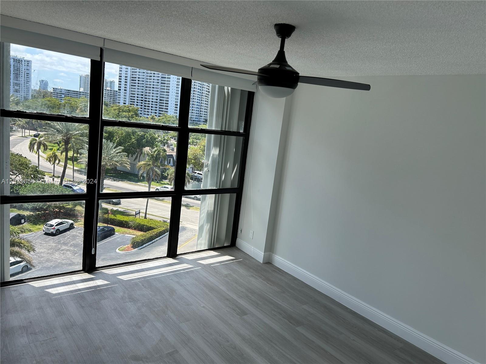 800 Parkview Dr 730, Hallandale Beach, Florida 33009, 3 Bedrooms Bedrooms, ,2 BathroomsBathrooms,Residentiallease,For Rent,800 Parkview Dr 730,A11571856