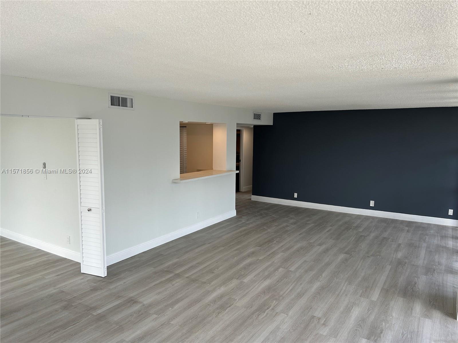 800 Parkview Dr 730, Hallandale Beach, Florida 33009, 3 Bedrooms Bedrooms, ,2 BathroomsBathrooms,Residentiallease,For Rent,800 Parkview Dr 730,A11571856
