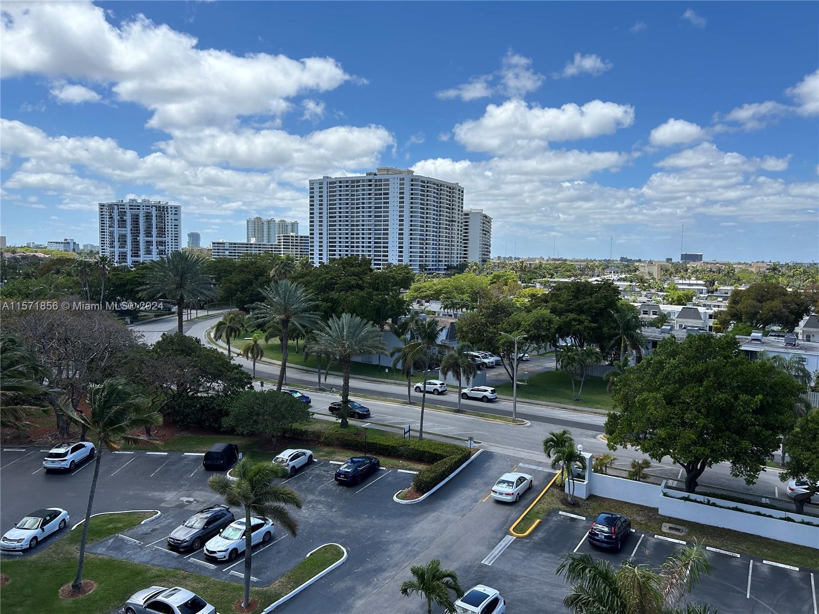 800 Parkview Dr 730, Hallandale Beach, Florida 33009, 3 Bedrooms Bedrooms, ,2 BathroomsBathrooms,Residentiallease,For Rent,800 Parkview Dr 730,A11571856