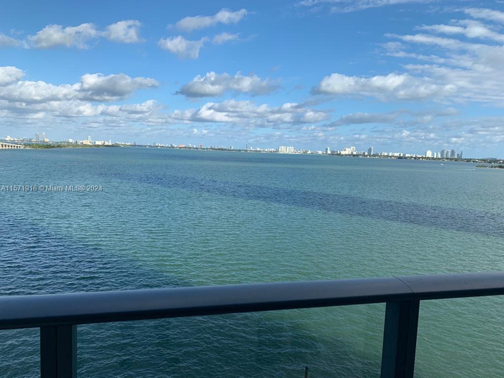 650 NE 32 St 705, Miami, Florida 33137, 2 Bedrooms Bedrooms, ,3 BathroomsBathrooms,Residentiallease,For Rent,650 NE 32 St 705,A11571918
