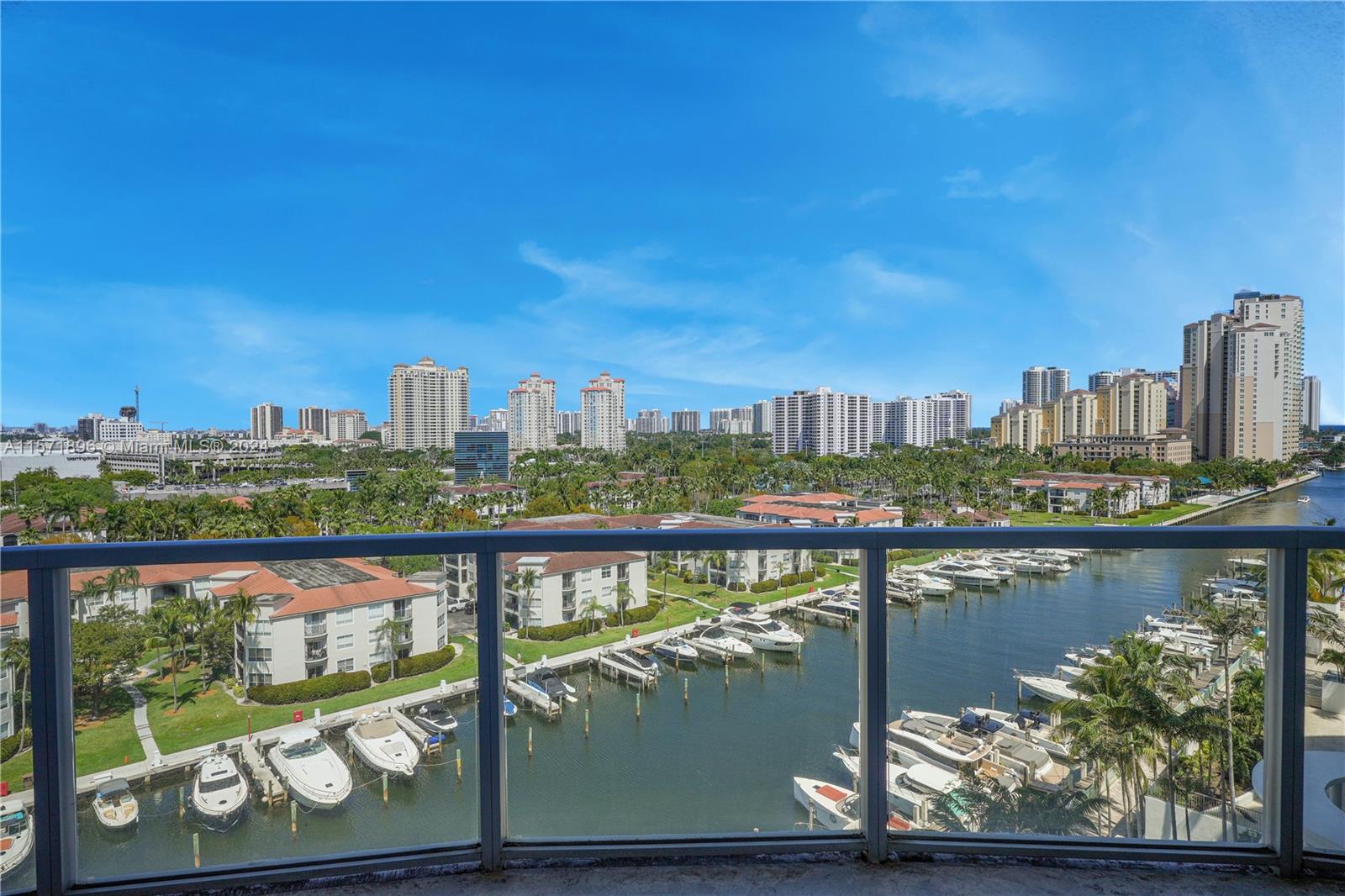 3029 NE 188th St 907, Aventura, Florida 33180, 1 Bedroom Bedrooms, ,2 BathroomsBathrooms,Residentiallease,For Rent,3029 NE 188th St 907,A11571896