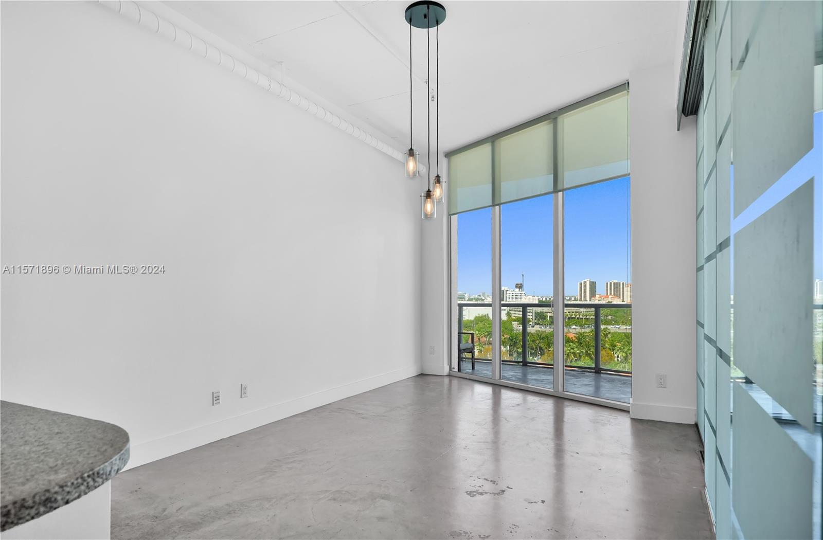 3029 NE 188th St 907, Aventura, Florida 33180, 1 Bedroom Bedrooms, ,2 BathroomsBathrooms,Residentiallease,For Rent,3029 NE 188th St 907,A11571896