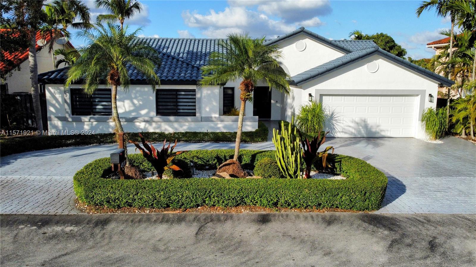 Miami, Florida 33185, 4 Bedrooms Bedrooms, ,2 BathroomsBathrooms,Residentiallease,For Rent,A11571921