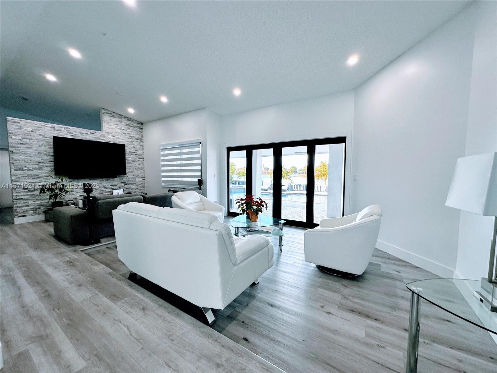 Miami, Florida 33185, 4 Bedrooms Bedrooms, ,2 BathroomsBathrooms,Residentiallease,For Rent,A11571921