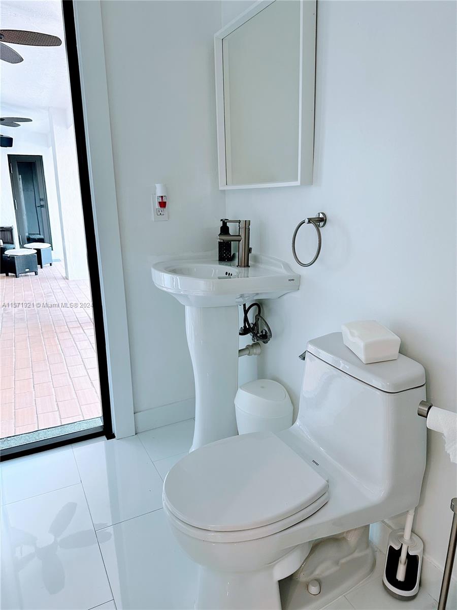 Miami, Florida 33185, 4 Bedrooms Bedrooms, ,2 BathroomsBathrooms,Residentiallease,For Rent,A11571921