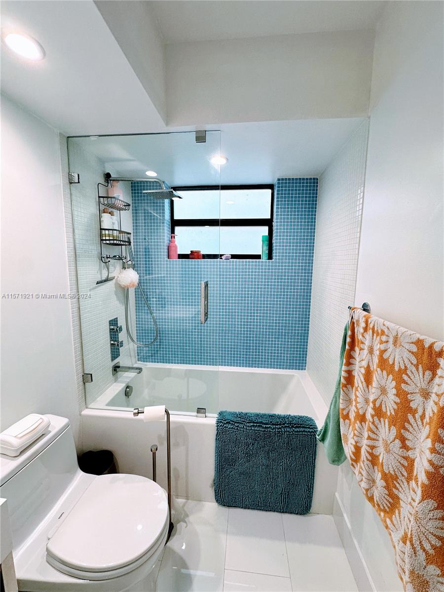 Miami, Florida 33185, 4 Bedrooms Bedrooms, ,2 BathroomsBathrooms,Residentiallease,For Rent,A11571921