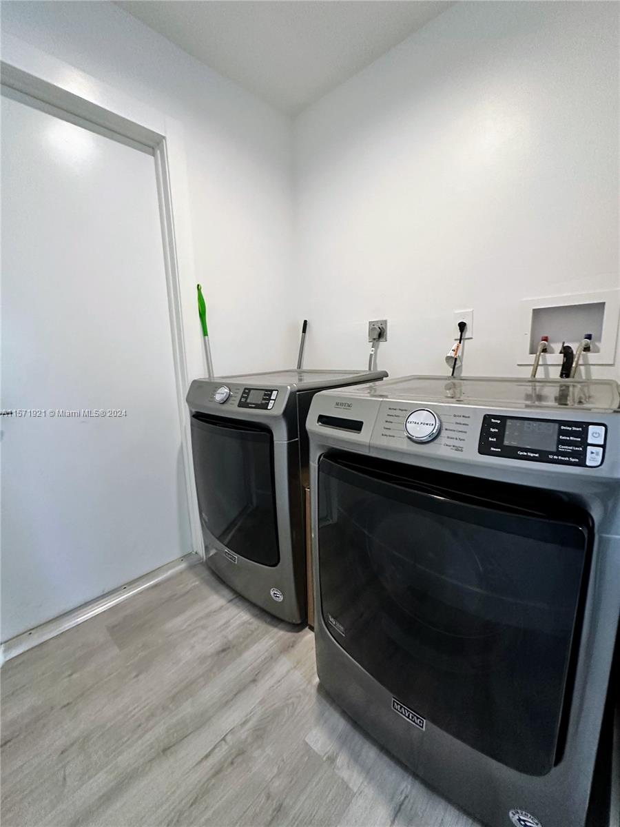 Miami, Florida 33185, 4 Bedrooms Bedrooms, ,2 BathroomsBathrooms,Residentiallease,For Rent,A11571921